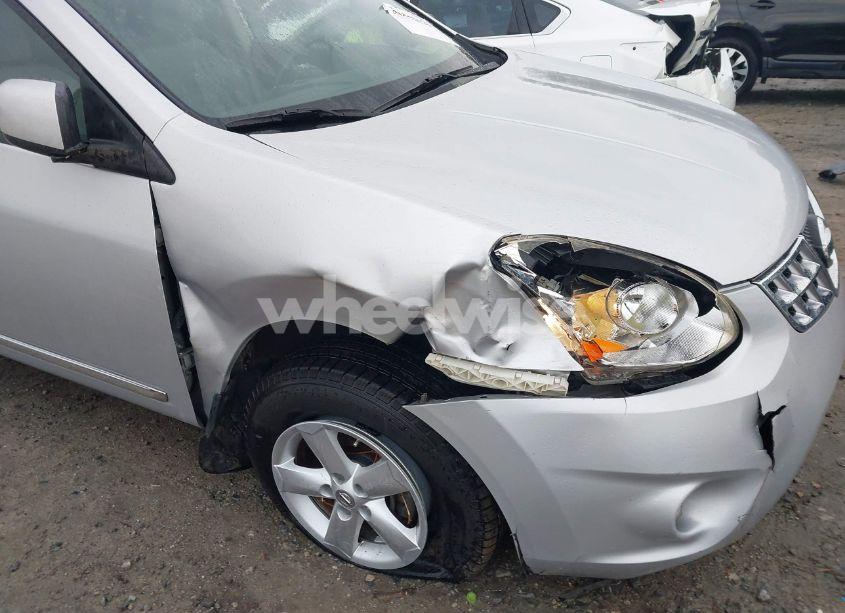 Photo 6 of 2013 Nissan Rogue S (VIN JN8AS5MV4DW616406)