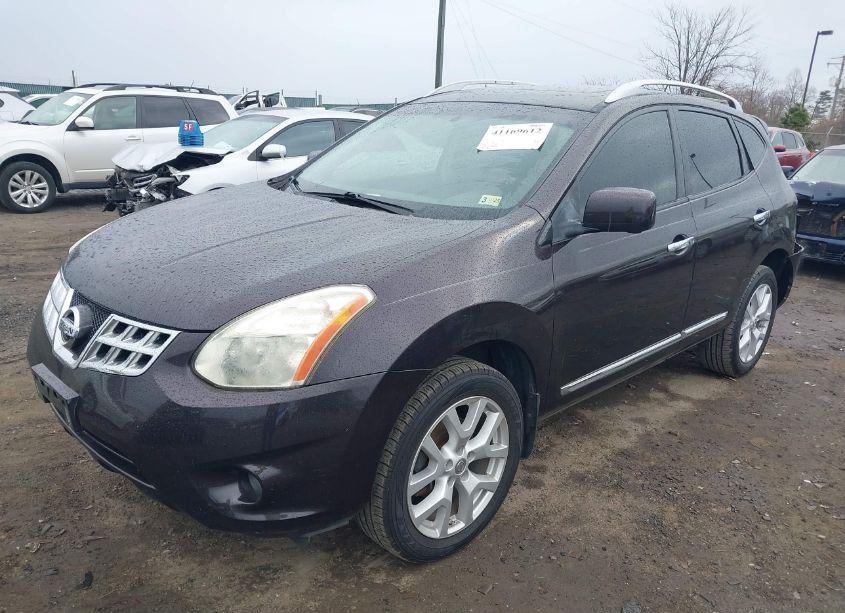 Photo 2 of 2013 Nissan Rogue SV W/SL PKG (VIN JN8AS5MV4DW621928)