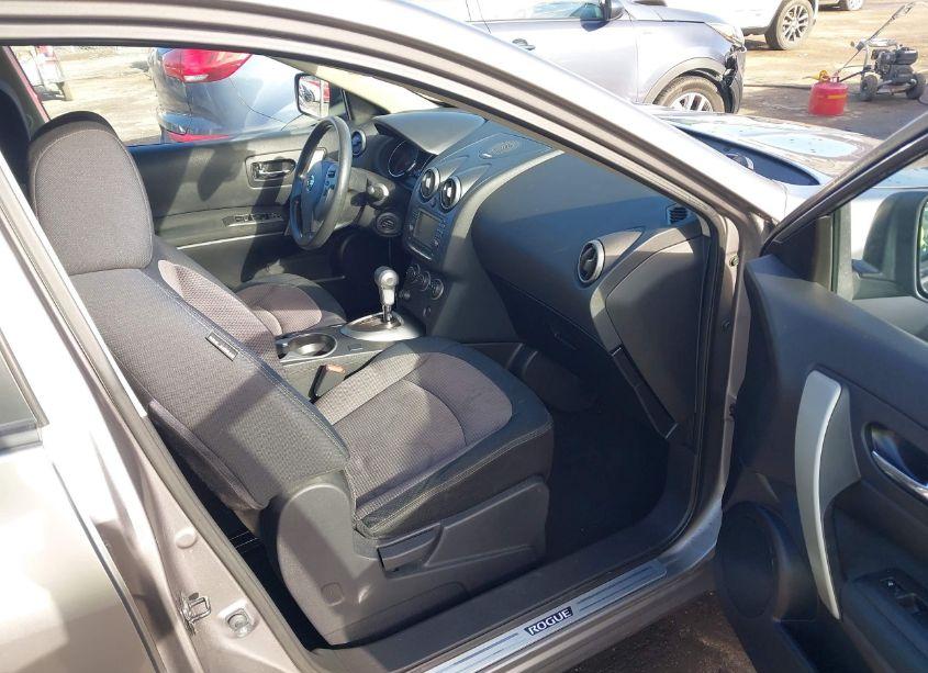 Photo 5 of 2013 Nissan Rogue SV (VIN JN8AS5MV4DW628460)