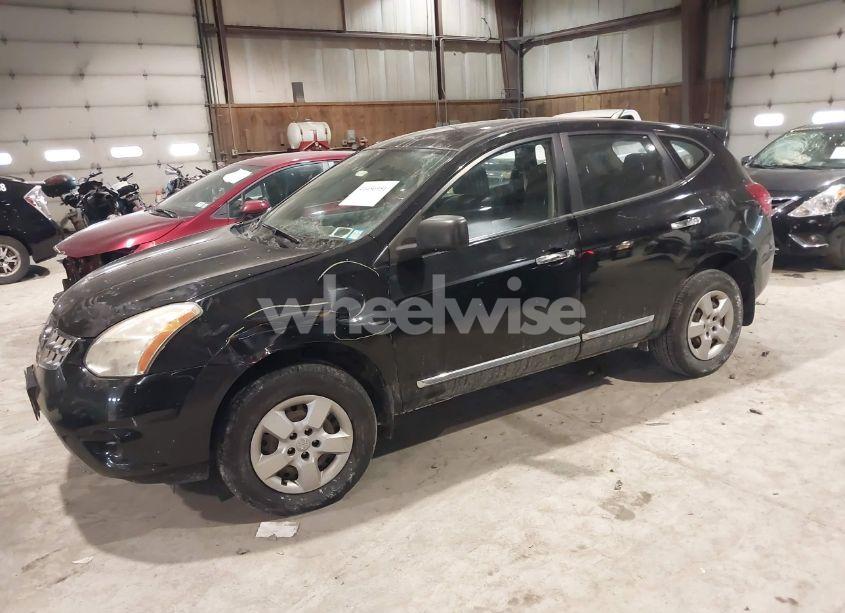 Photo 2 of 2013 Nissan Rogue S (VIN JN8AS5MV4DW632492)