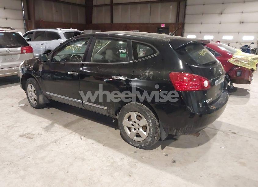 Photo 3 of 2013 Nissan Rogue S (VIN JN8AS5MV4DW632492)