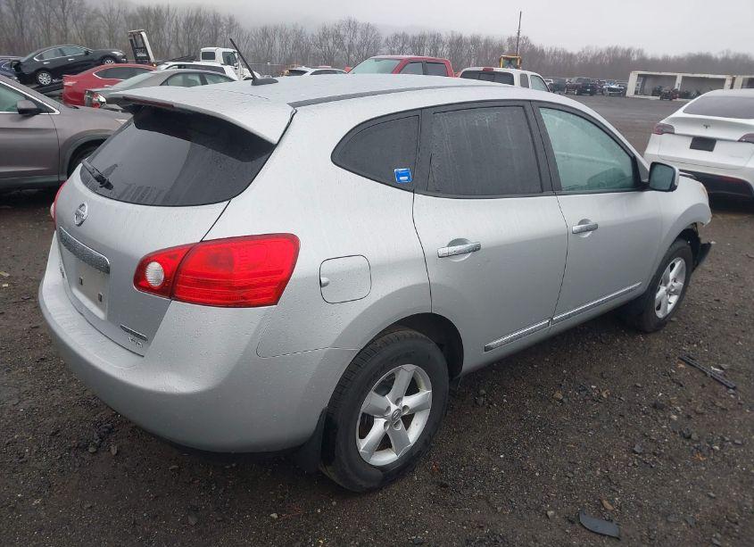 Photo 4 of 2013 Nissan Rogue S (VIN JN8AS5MV4DW648854)