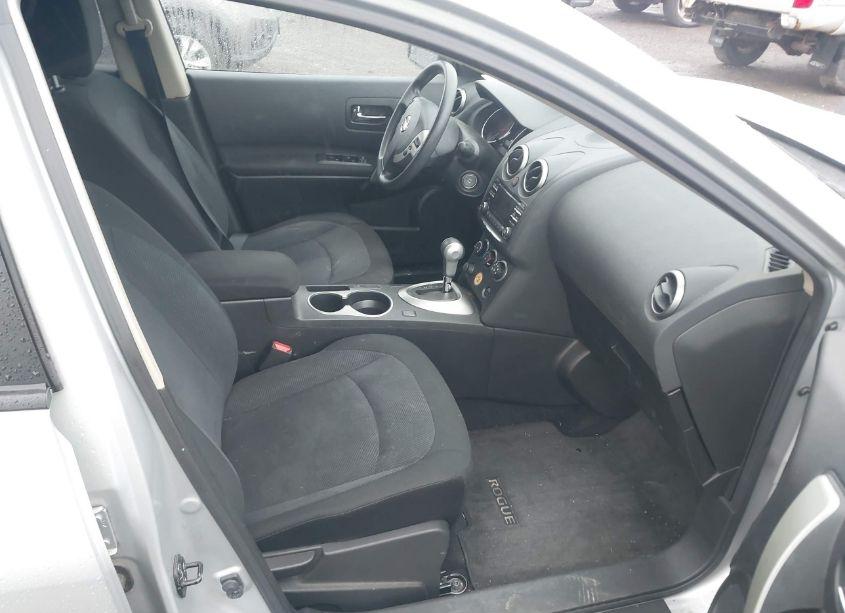 Photo 5 of 2013 Nissan Rogue S (VIN JN8AS5MV4DW648854)