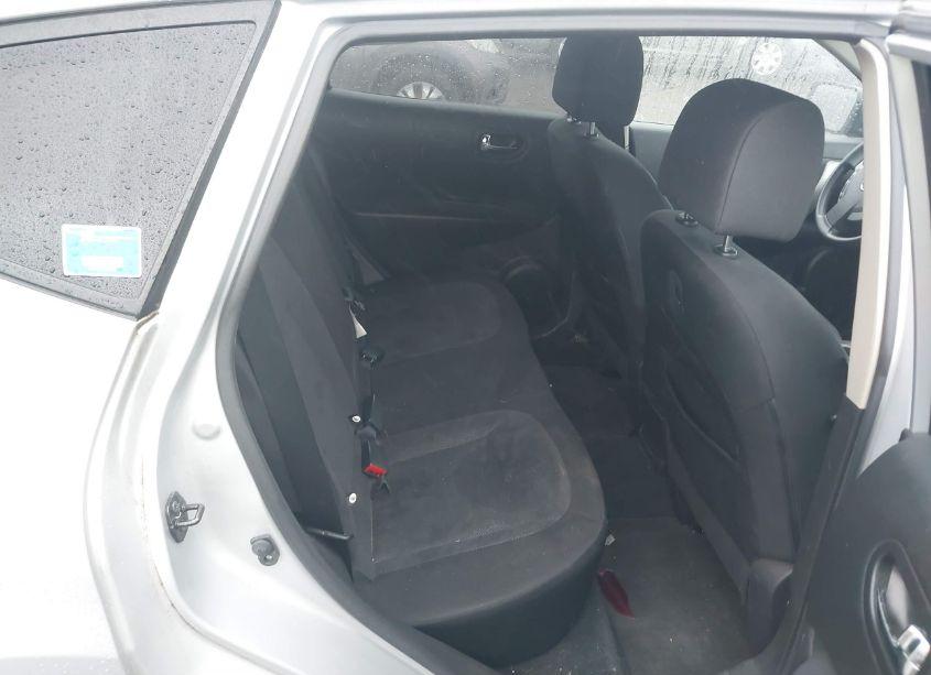 Photo 8 of 2013 Nissan Rogue S (VIN JN8AS5MV4DW648854)