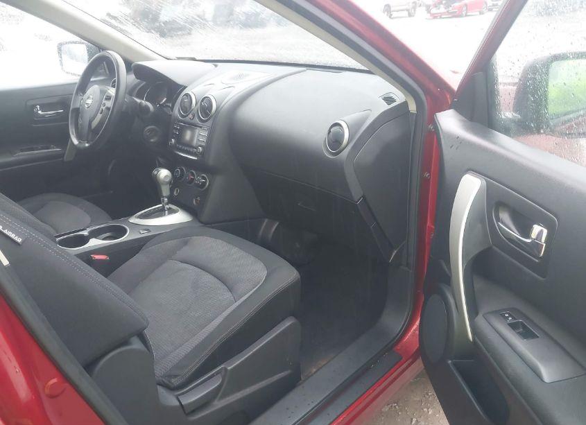 Photo 5 of 2013 Nissan Rogue SV (VIN JN8AS5MV4DW656839)