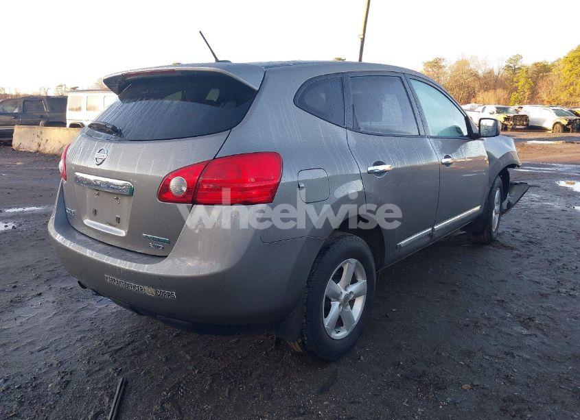 Photo 4 of 2013 Nissan Rogue S (VIN JN8AS5MV4DW665668)