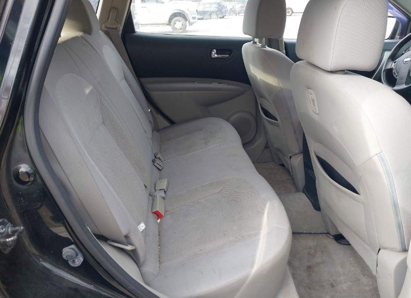 Photo 8 of 2014 Nissan Rogue SELECT S (VIN JN8AS5MV4EW200163)