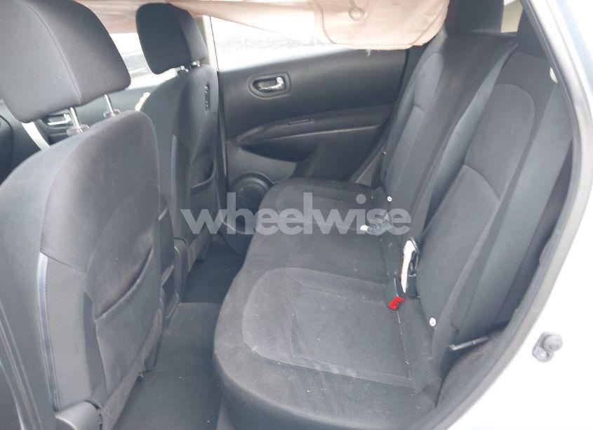 Photo 8 of 2014 Nissan Rogue SELECT S (VIN JN8AS5MV4EW203578)