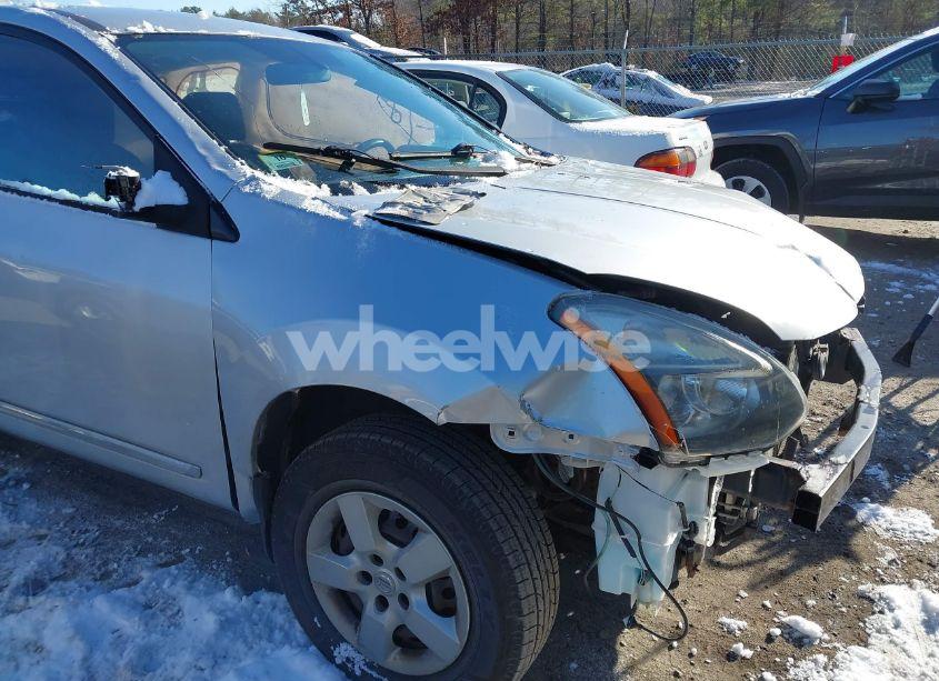 Photo 13 of 2014 Nissan Rogue SELECT S (VIN JN8AS5MV4EW714806)