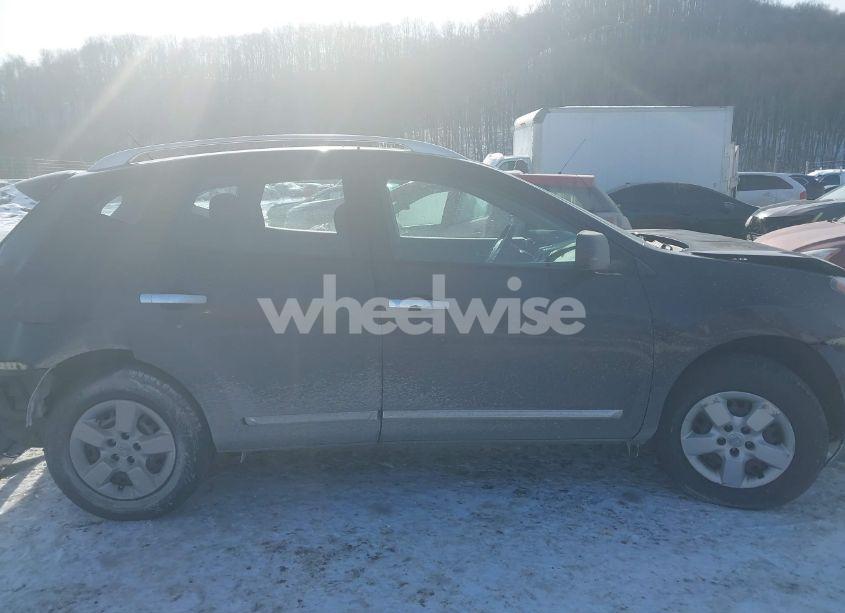 Photo 14 of 2014 Nissan Rogue SELECT S (VIN JN8AS5MV4EW720699)