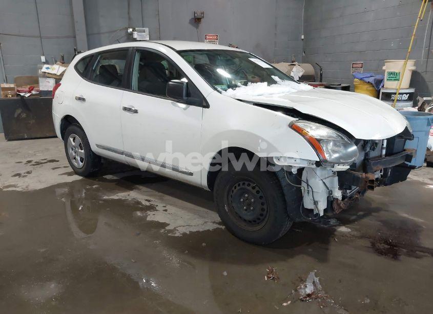 2015 Nissan Rogue SELECT S (VIN JN8AS5MV4FW254113) main photo