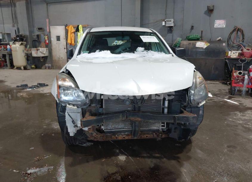 Photo 6 of 2015 Nissan Rogue SELECT S (VIN JN8AS5MV4FW254113)