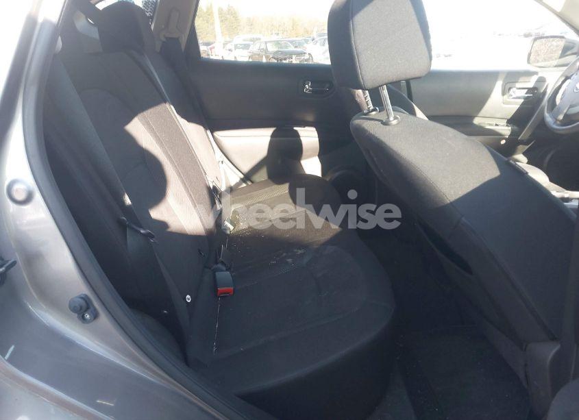 Photo 8 of 2015 Nissan Rogue SELECT S (VIN JN8AS5MV4FW257982)