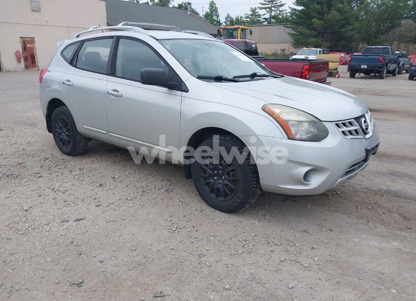 2015 Nissan Rogue SELECT S (VIN JN8AS5MV4FW259182) main photo