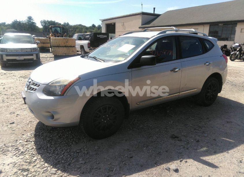 Photo 2 of 2015 Nissan Rogue SELECT S (VIN JN8AS5MV4FW259182)