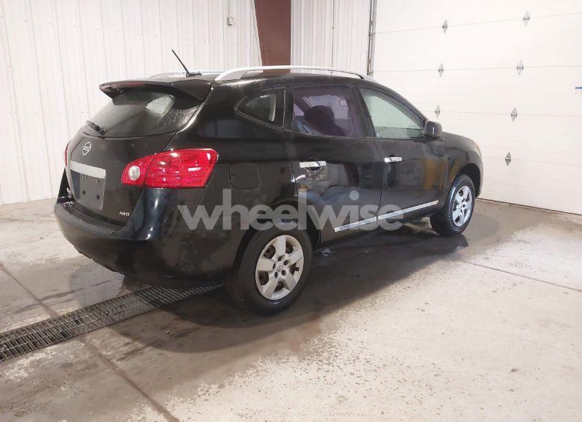 Photo 4 of 2015 Nissan Rogue SELECT S (VIN JN8AS5MV4FW752795)