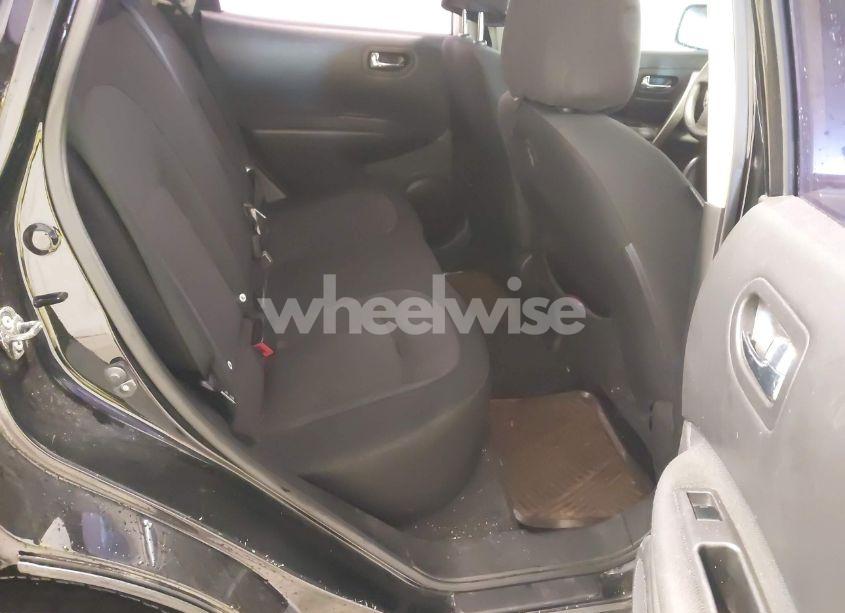Photo 8 of 2015 Nissan Rogue SELECT S (VIN JN8AS5MV4FW752795)