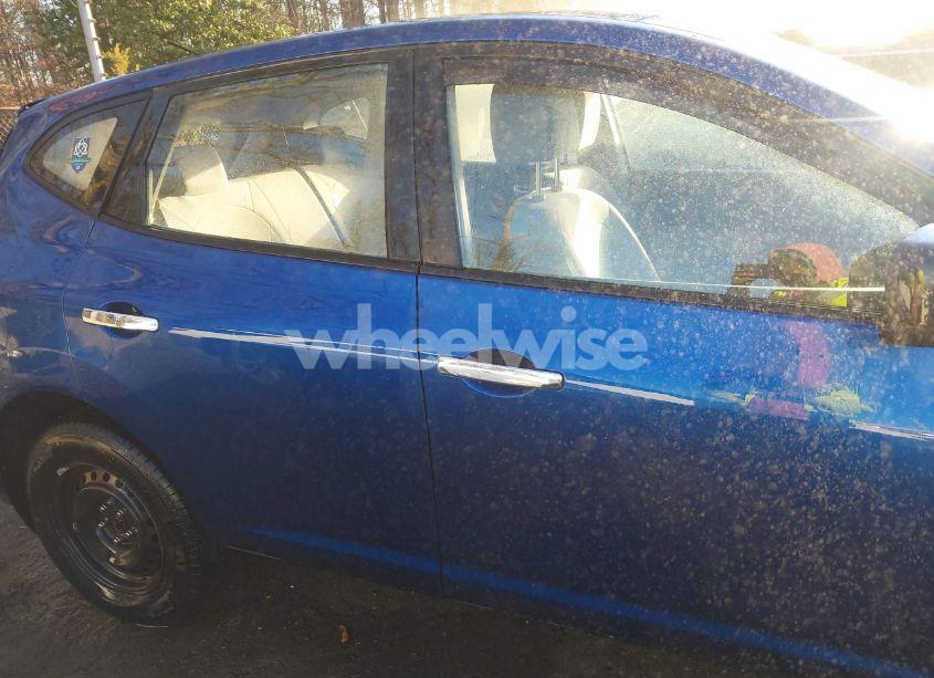 Photo 13 of 2010 Nissan Rogue S (VIN JN8AS5MV5AW100907)