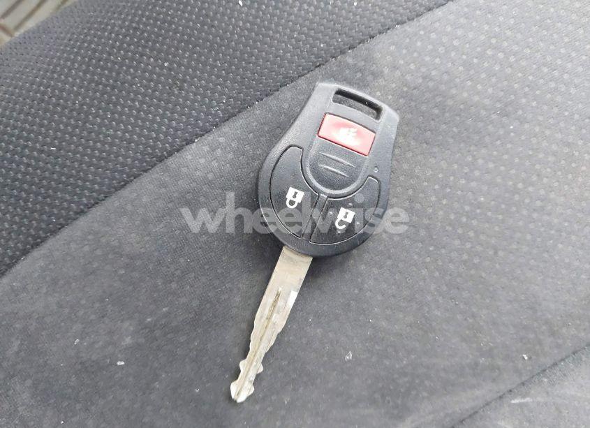 Photo 11 of 2010 Nissan Rogue S (VIN JN8AS5MV5AW111566)