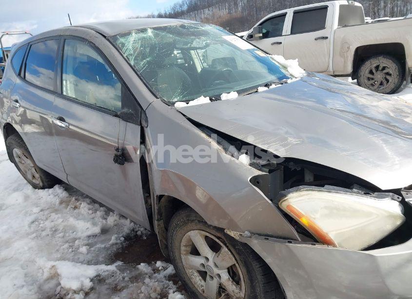 Photo 13 of 2010 Nissan Rogue S (VIN JN8AS5MV5AW111566)