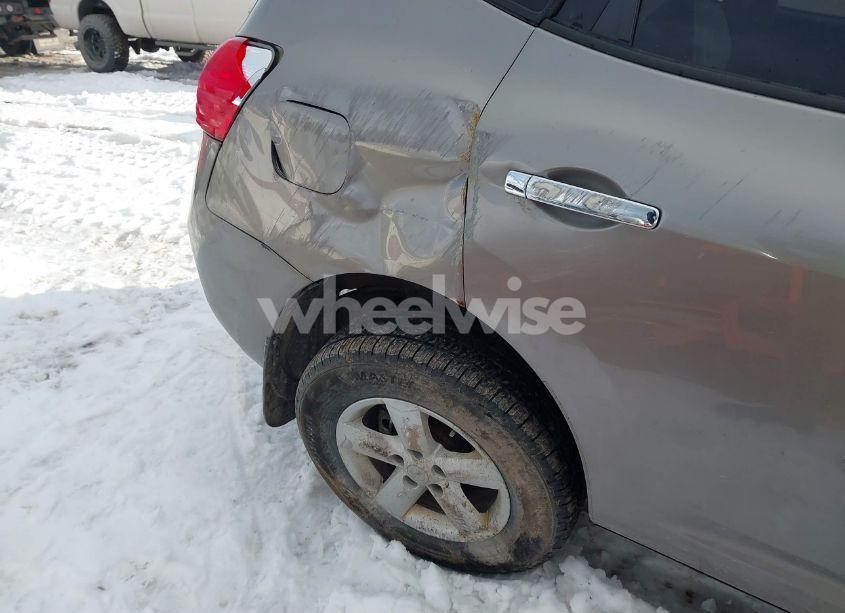 Photo 14 of 2010 Nissan Rogue S (VIN JN8AS5MV5AW111566)