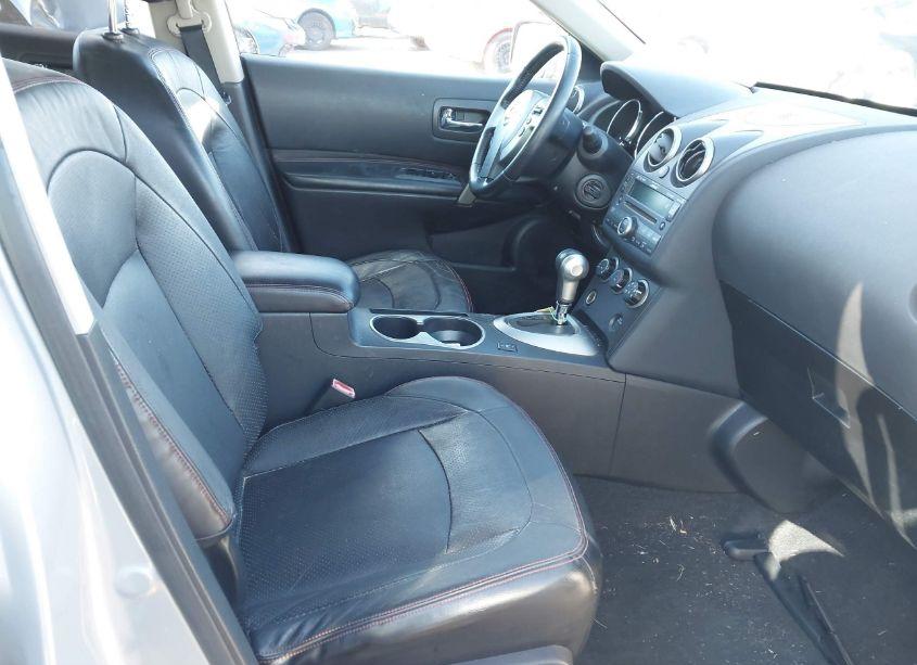 Photo 5 of 2010 Nissan Rogue SL (VIN JN8AS5MV5AW129484)