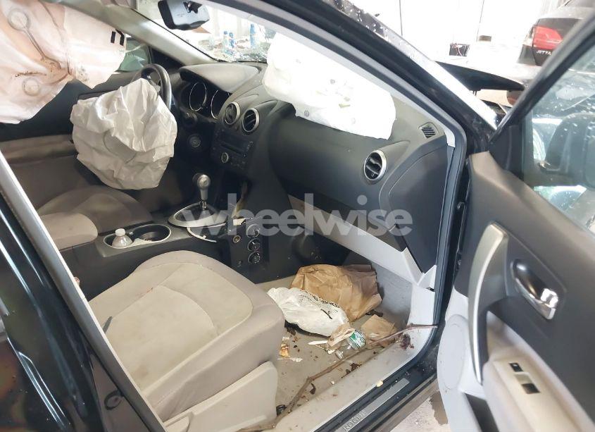 Photo 5 of 2010 Nissan Rogue S (VIN JN8AS5MV5AW130148)