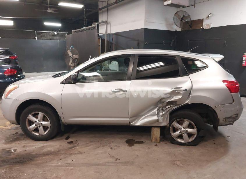 Photo 14 of 2010 Nissan Rogue S (VIN JN8AS5MV5AW135902)