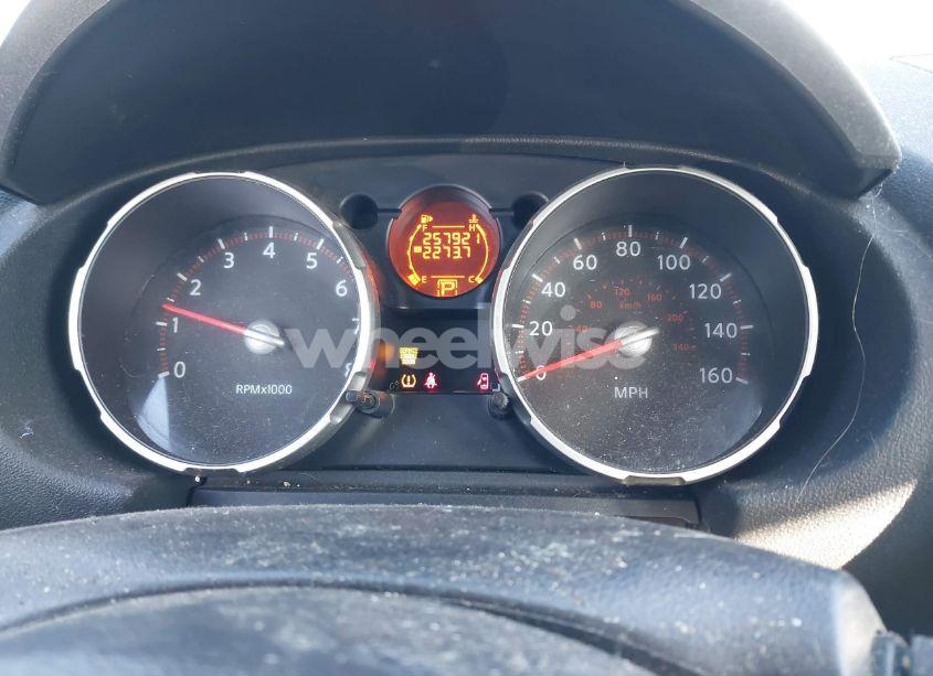 Photo 7 of 2010 Nissan Rogue S (VIN JN8AS5MV5AW607127)