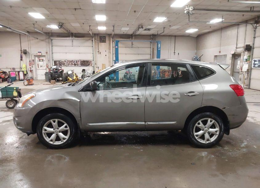 Photo 13 of 2011 Nissan Rogue S (VIN JN8AS5MV5BW252350)