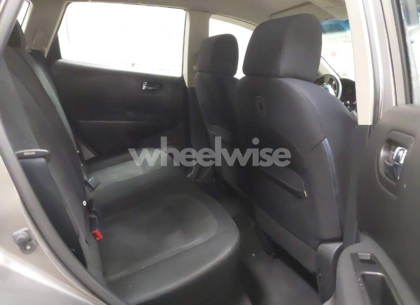 Photo 8 of 2011 Nissan Rogue S (VIN JN8AS5MV5BW252350)