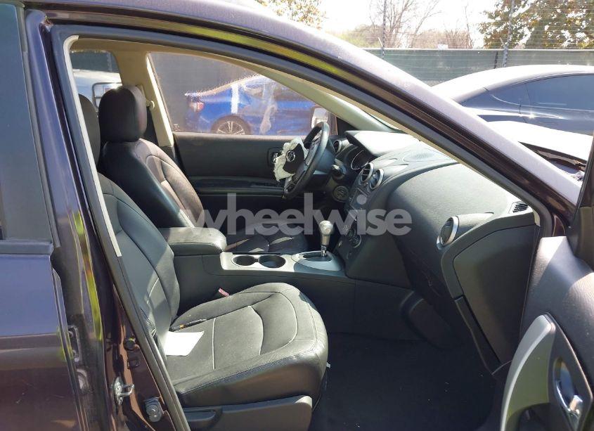 Photo 5 of 2011 Nissan Rogue SV (VIN JN8AS5MV5BW252834)