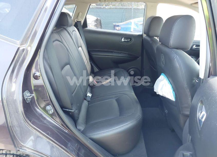 Photo 8 of 2011 Nissan Rogue SV (VIN JN8AS5MV5BW252834)