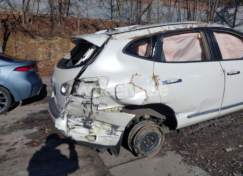 Photo 6 of 2011 Nissan Rogue SV (VIN JN8AS5MV5BW259752)