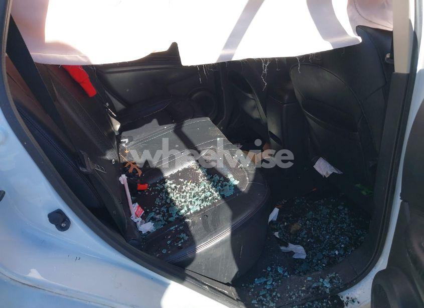 Photo 8 of 2011 Nissan Rogue SV (VIN JN8AS5MV5BW259752)