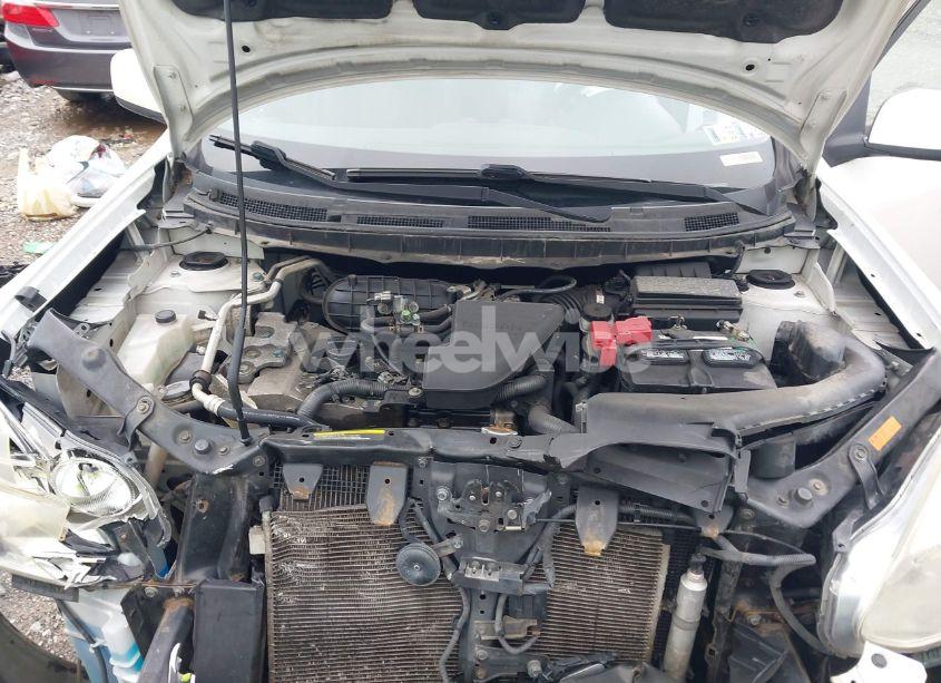 Photo 10 of 2011 Nissan Rogue SV (VIN JN8AS5MV5BW263817)