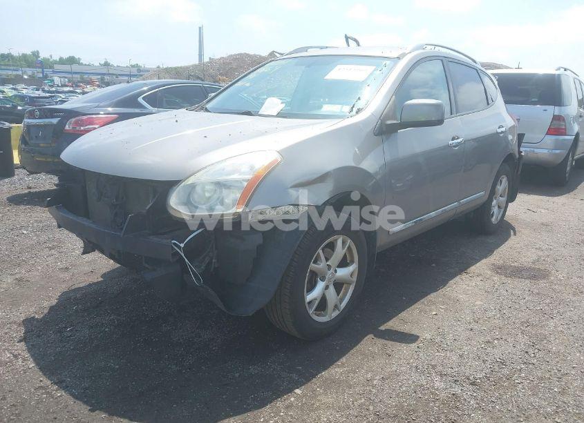 Photo 2 of 2011 Nissan Rogue SV (VIN JN8AS5MV5BW298518)