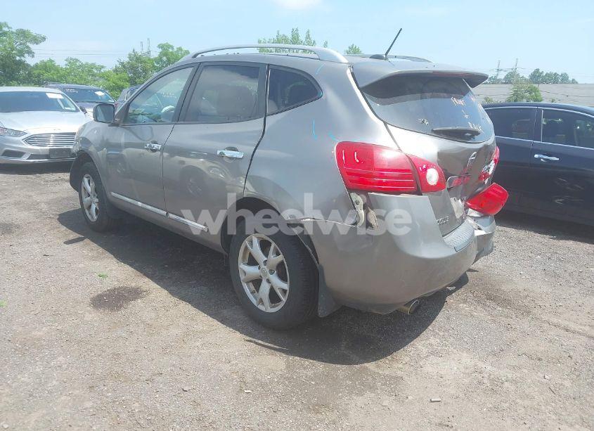 Photo 3 of 2011 Nissan Rogue SV (VIN JN8AS5MV5BW298518)