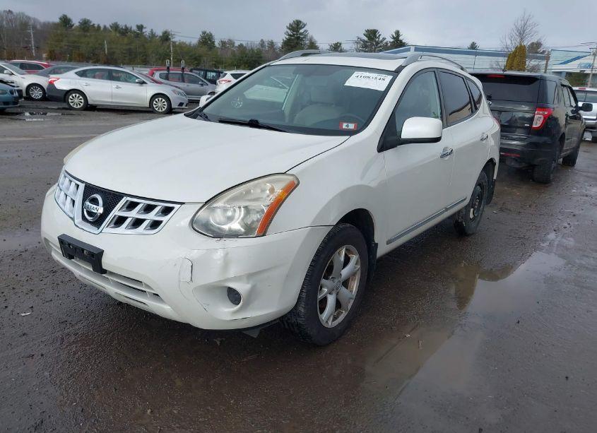 Photo 2 of 2011 Nissan Rogue SV (VIN JN8AS5MV5BW301708)