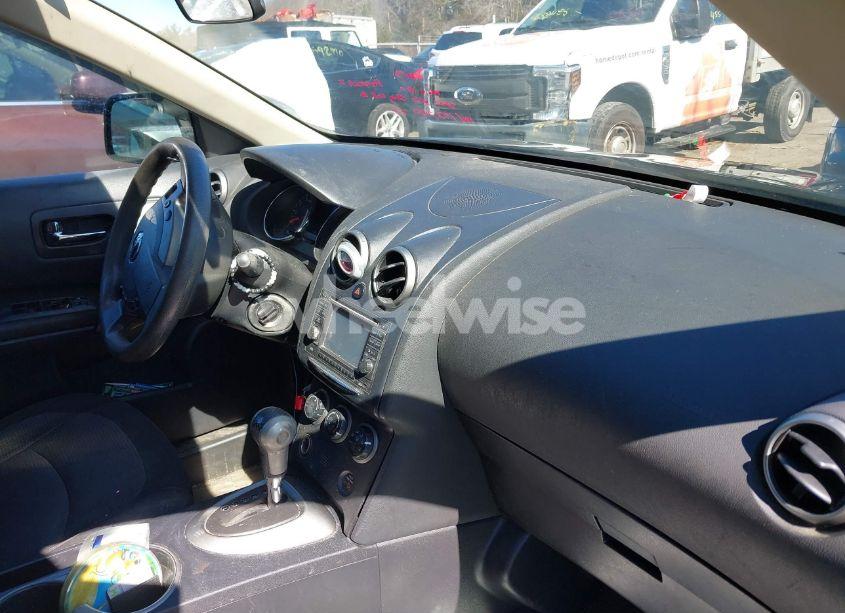 Photo 5 of 2011 Nissan Rogue SV (VIN JN8AS5MV5BW306326)