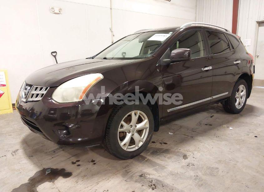 Photo 2 of 2011 Nissan Rogue SV (VIN JN8AS5MV5BW309954)