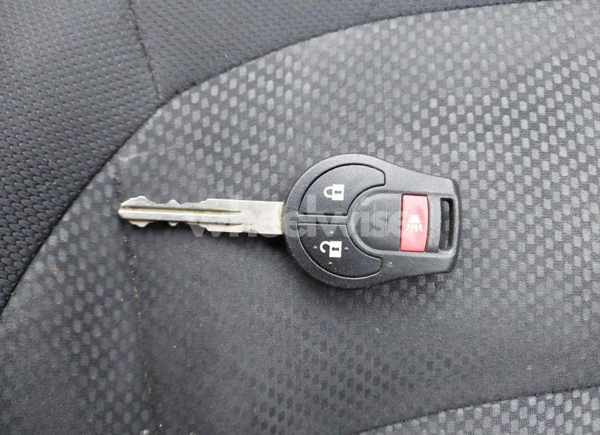 Photo 11 of 2011 Nissan Rogue S (VIN JN8AS5MV5BW666583)