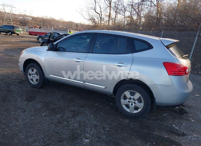 Photo 3 of 2012 Nissan Rogue S (VIN JN8AS5MV5CW379603)