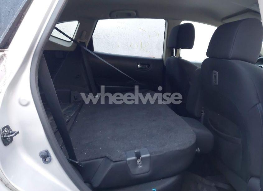 Photo 8 of 2012 Nissan Rogue S (VIN JN8AS5MV5CW401325)