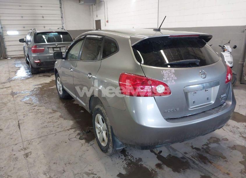 Photo 3 of 2012 Nissan Rogue S (VIN JN8AS5MV5CW703357)