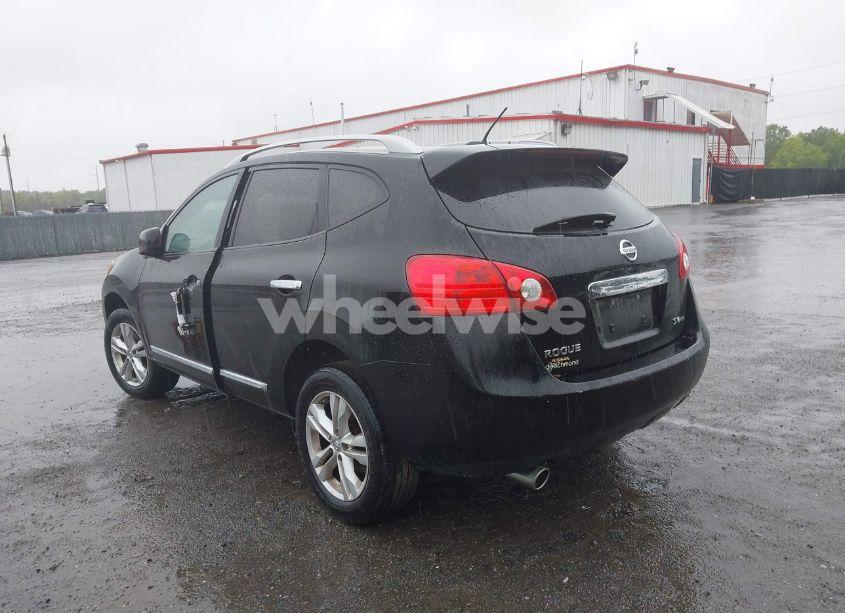 Photo 3 of 2012 Nissan Rogue SV (VIN JN8AS5MV5CW709949)