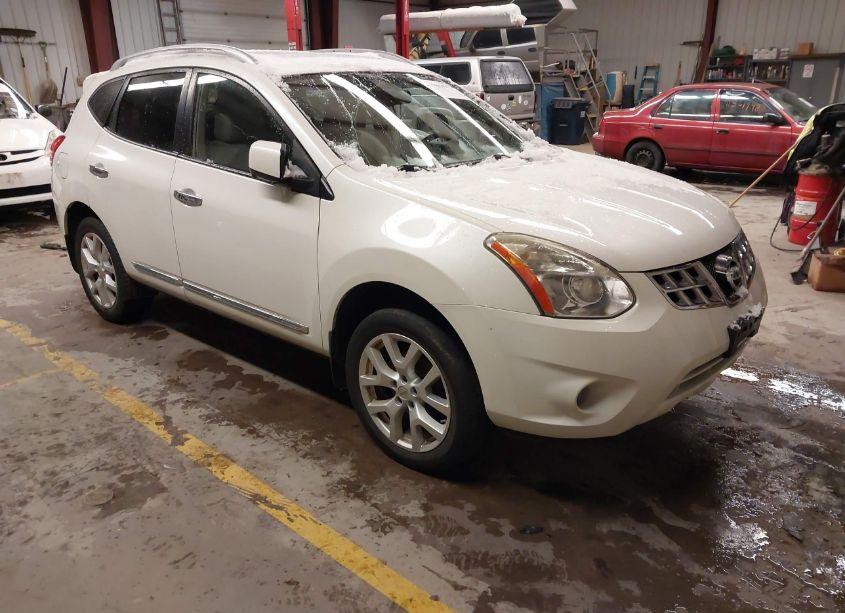 2013 Nissan Rogue SV W/SL PKG (VIN JN8AS5MV5DW104444) main photo