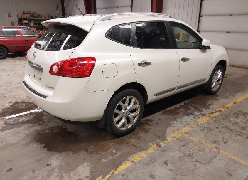 Photo 4 of 2013 Nissan Rogue SV W/SL PKG (VIN JN8AS5MV5DW104444)