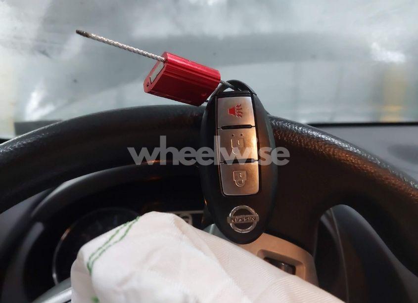 Photo 11 of 2013 Nissan Rogue SV (VIN JN8AS5MV5DW105397)