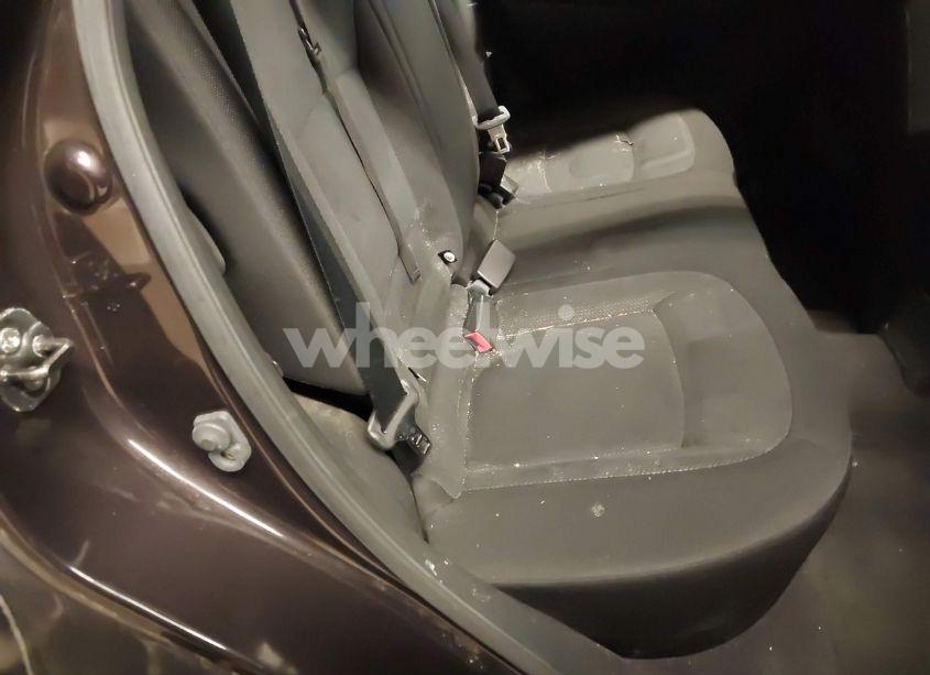 Photo 8 of 2013 Nissan Rogue S (VIN JN8AS5MV5DW120563)